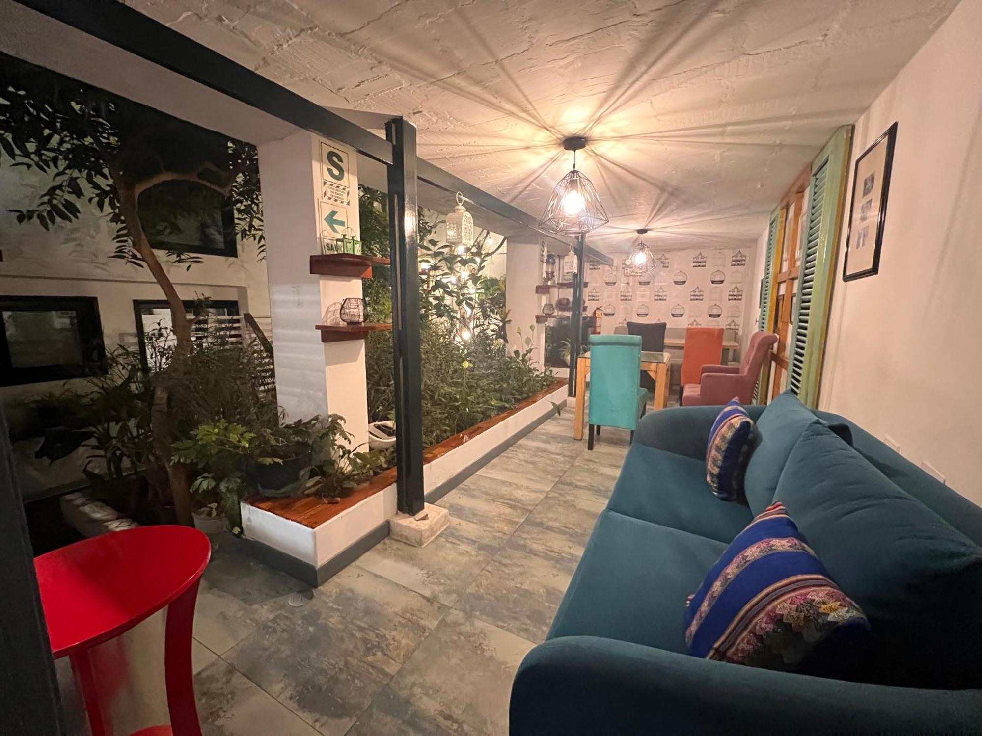 La Casa Del Viajero Bed & Breakfast Lima Bagian luar foto