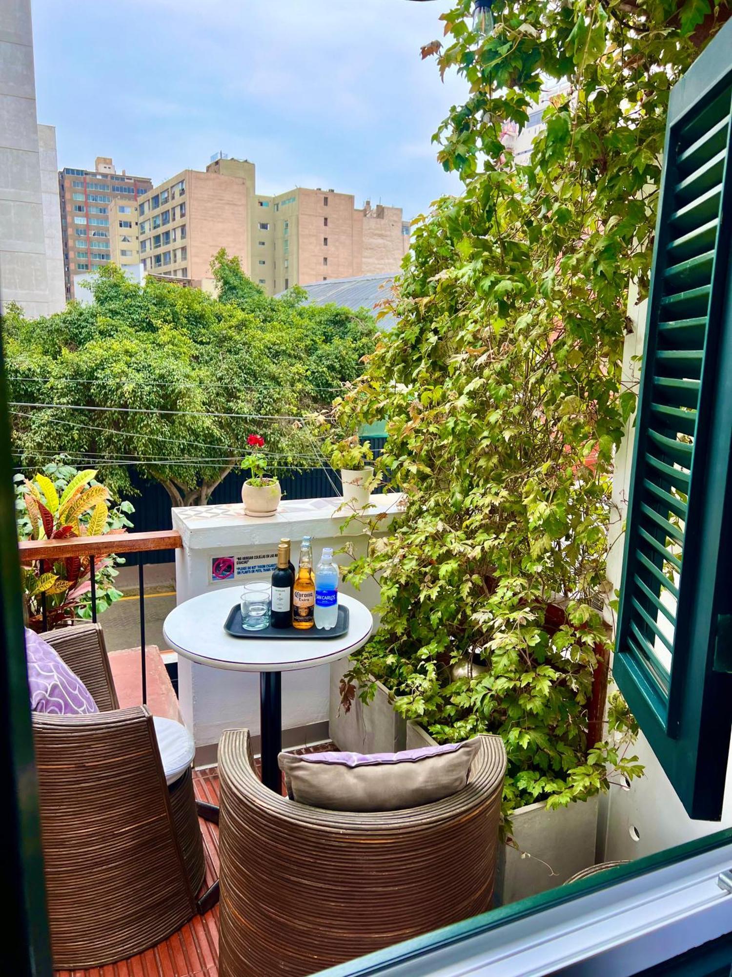La Casa Del Viajero Bed & Breakfast Lima Bagian luar foto