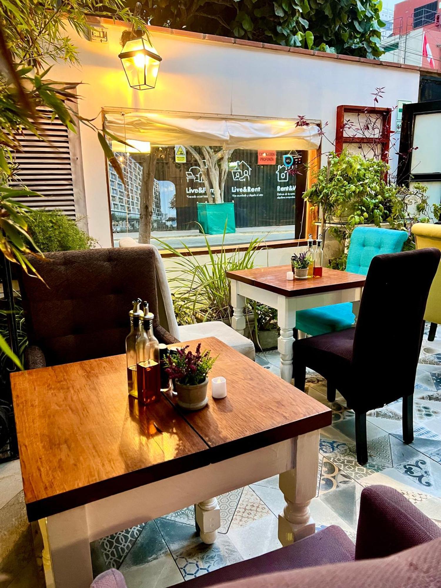 La Casa Del Viajero Bed & Breakfast Lima Bagian luar foto